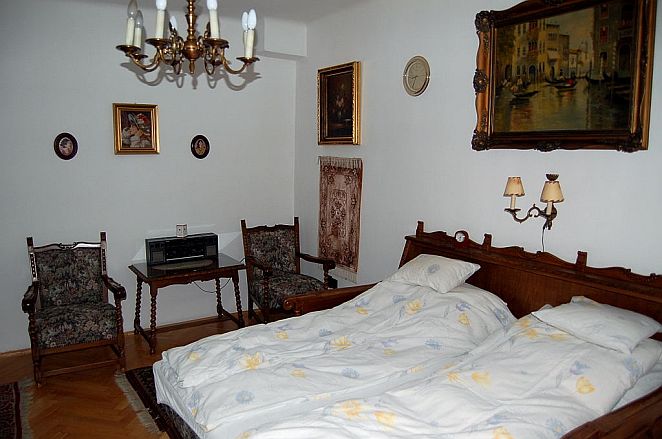 Budapest: See Our  apartment - Double Bed