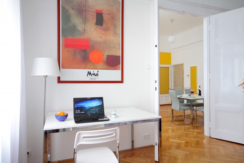 Budapeszt: See Our Emerald apartment - 